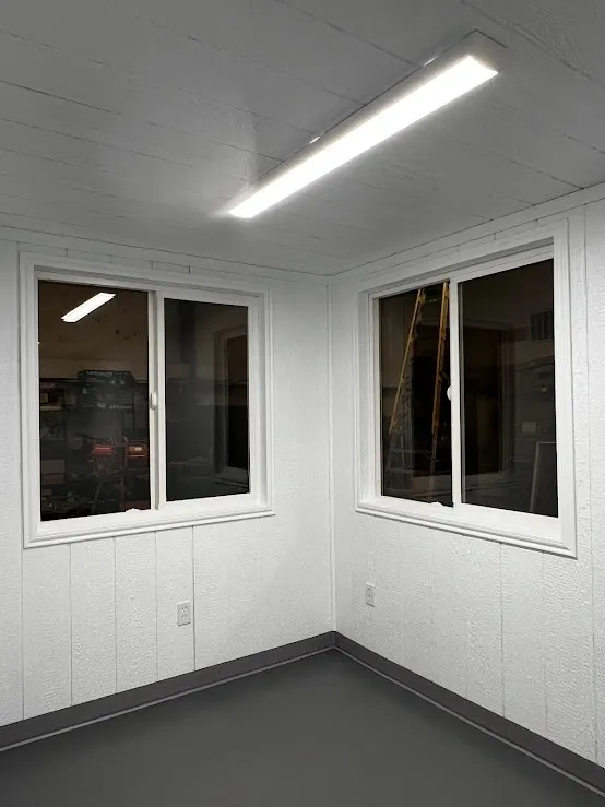 20-foot Scale House - Image 9