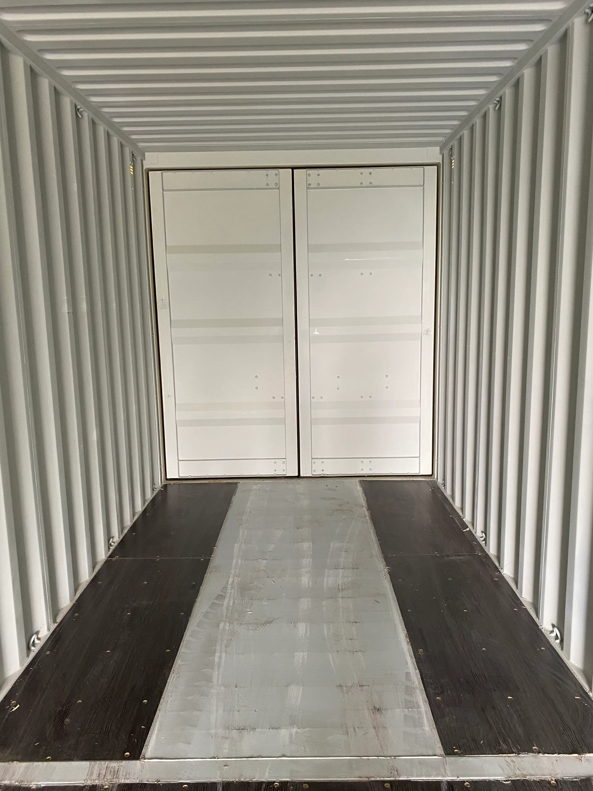 40-foot Double Door Shipping Container, Beige RAL 1015 - Image 4