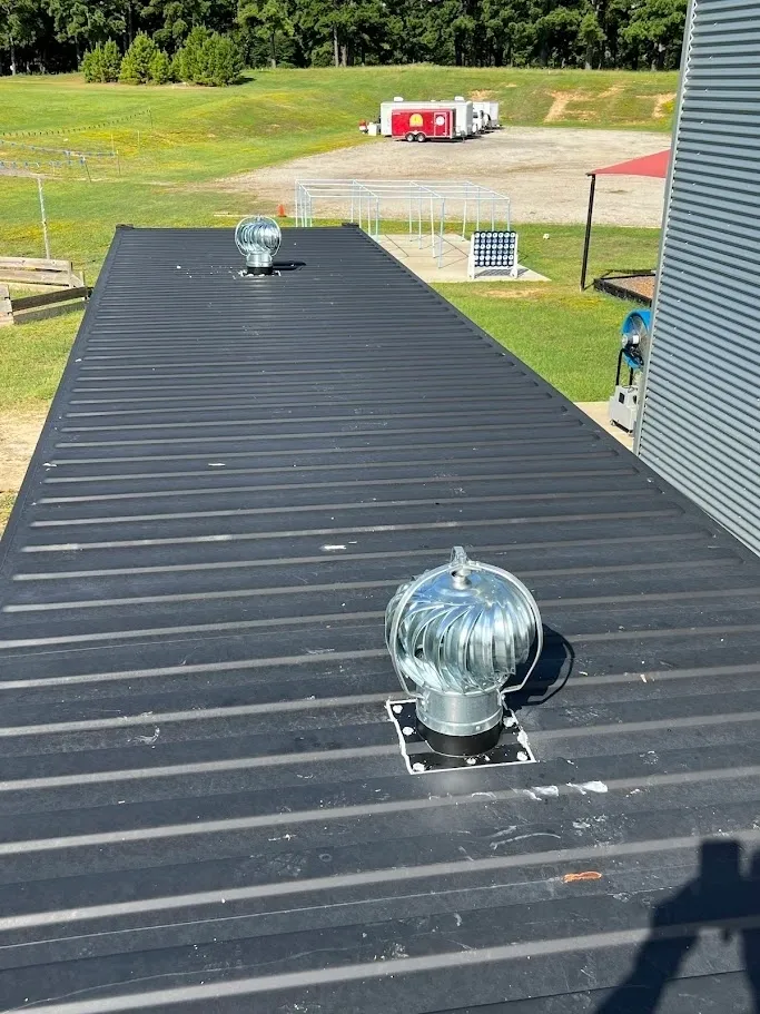 8 inch Whirly Bird with Corrugated Shipping Container Roof Base - Image 2