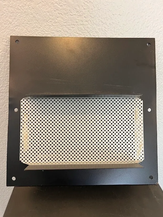Shipping Container Vent with Bug Screen - Image 2